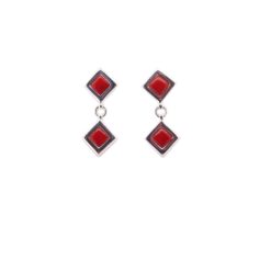 Boucles d'oreilles en argent et corail rouge, motif duo de carrés.