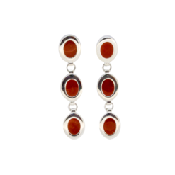 Boucles d'oreilles argent et corail rouge, trois motifs ovales.