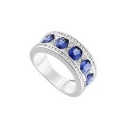 bague or blanc 18k cinq saphirs et pavage diamants