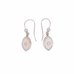 Boucles d'oreilles or blanc 18k diamants et corail blanc