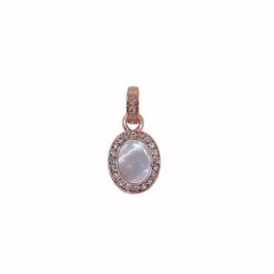 Pendentif ovale or rose 18k, diamants et nacre blanche