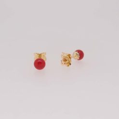 Boucles d'oreilles or jaune 18k perles corail rouge de méditerranée corse système poussette