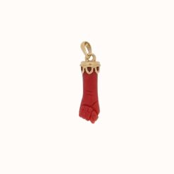 pendentif main taillée corail rouge de méditerranée corse calotte or jaune 18k