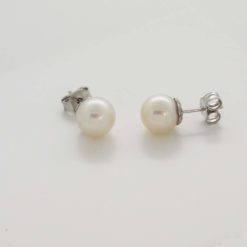 boucles d'oreilles or blanc 18 perles akoya