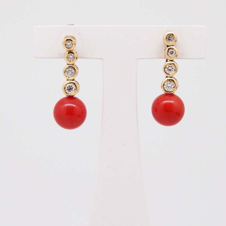 Boucles D'oreilles Vintage Années 60 - Or 18k Et Corail Méditerranéen Naturel - Fermoir Dormeuse - Italie