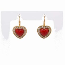 Boucles d'oreilles pendantes or jaune 18k coeur corail rouge de méditerranée pavage diamants système crochet