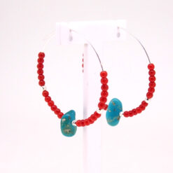 boucles d'oreilles creoles argent perles corail rouge de mediterranee intercalaires argent et morceaux de turquoise