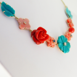 Collier Farandole | corail Méditerranée et Japon, turquoise, diamants et saphirs